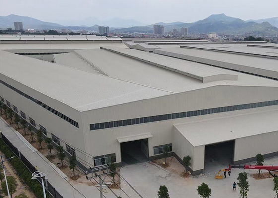 Endüstriyel Hafif Portal Çerçeve 60m / S Prefabrik Çelik Yapı Bina Kulübesi